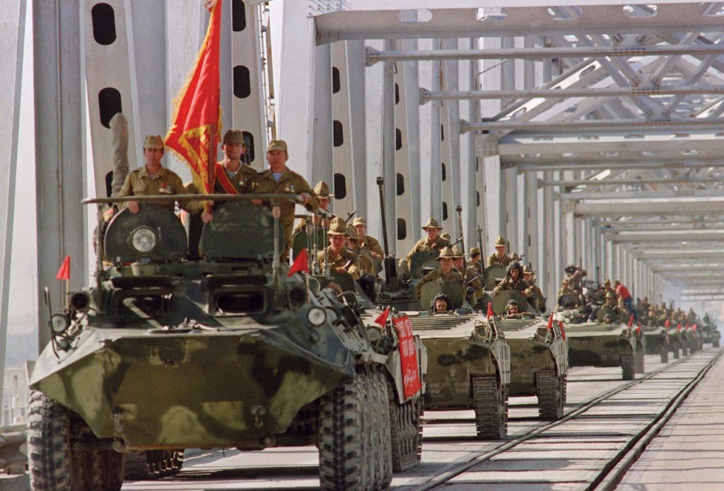 Какие санкции после ввода войск в Афганистан ввели против СССР