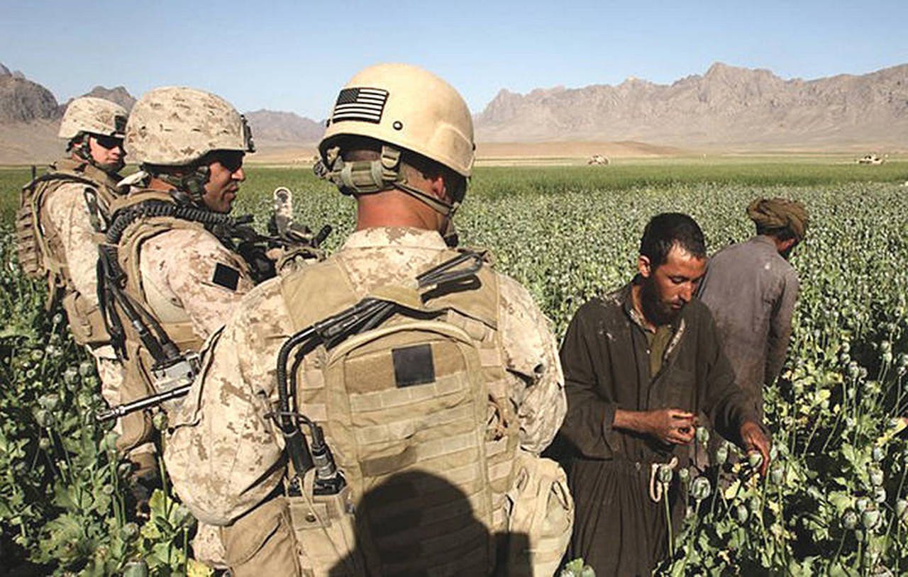 США уходят из Афганистана, оставляя после себя разруху и опиумные поля