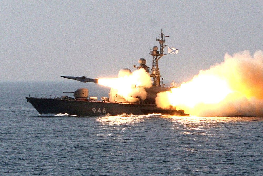 NI назвал вооружение кораблей ВМФ РФ "Цирконами" кошмаром для ВМС США 