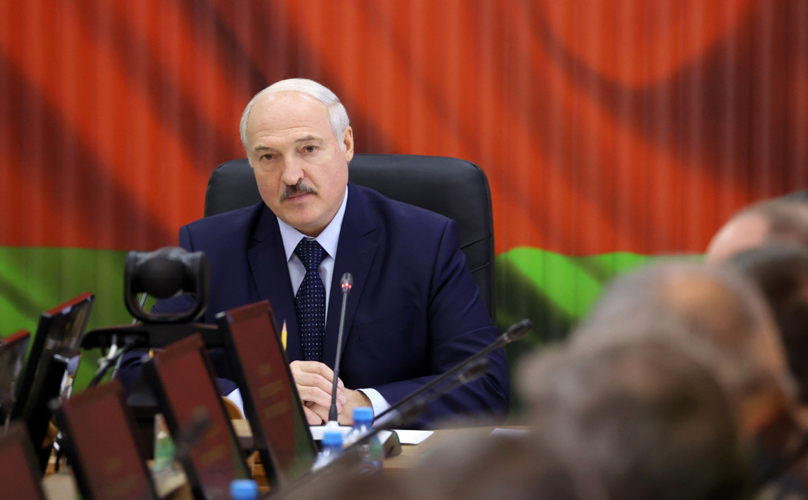 Лукашенко планирует обсудить с Путиным вопросы защиты Союзного государства 