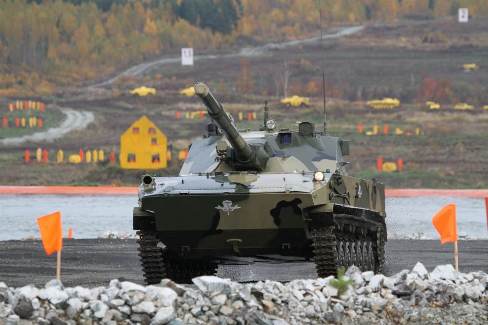 Индия ведет переговоры о закупке российских легких танков "Спрут-СДМ1" 