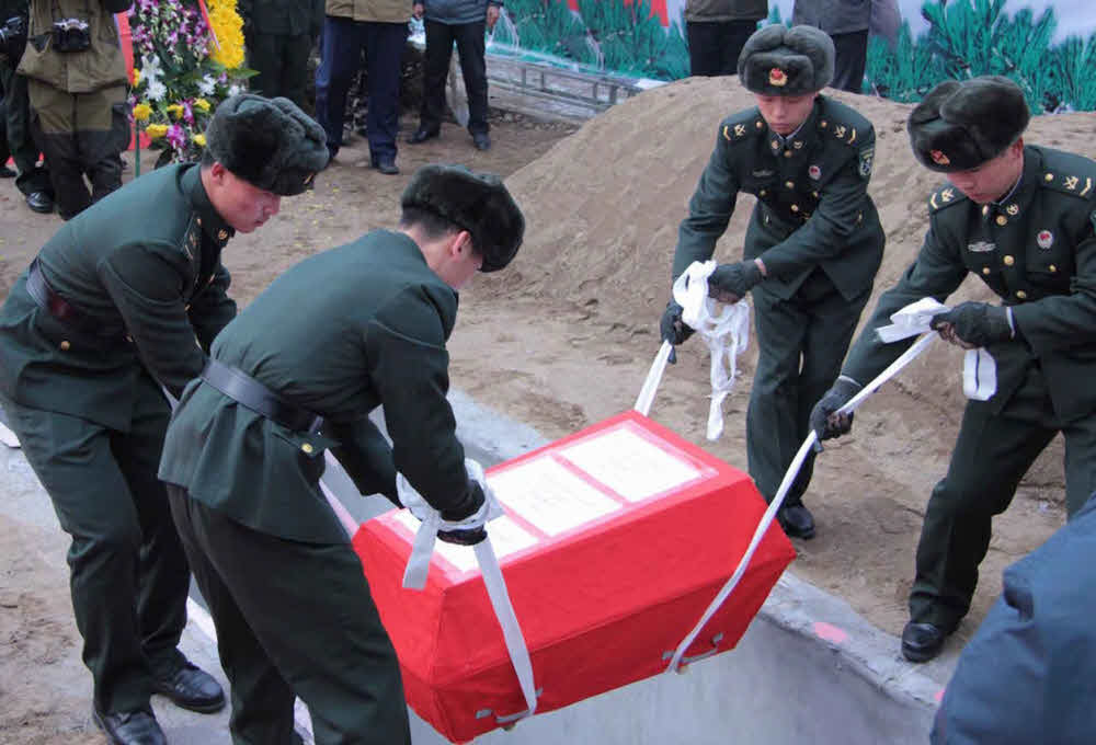 Монумент советским воинам был открыт в Китае