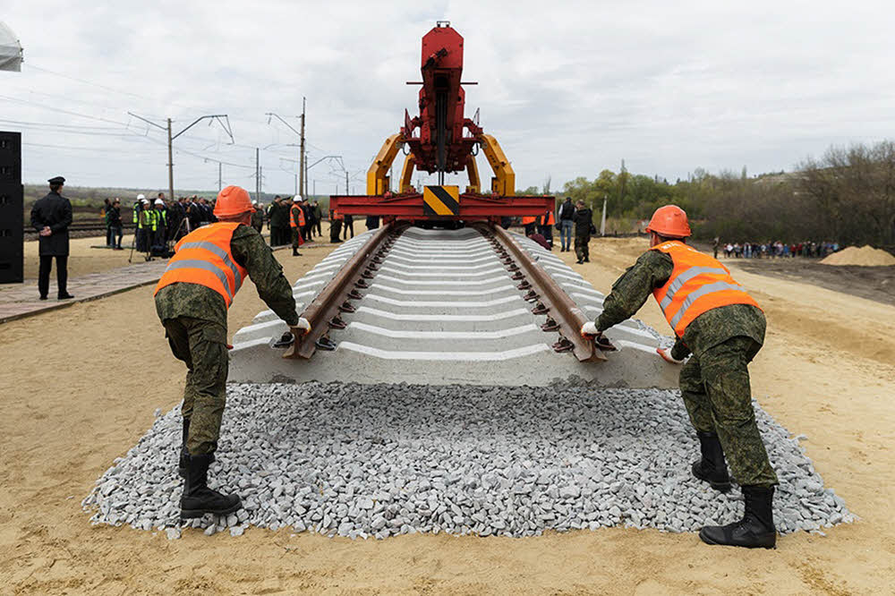 Железная дорого в обход Украины: строительство завершится раньше конца 2017 года 