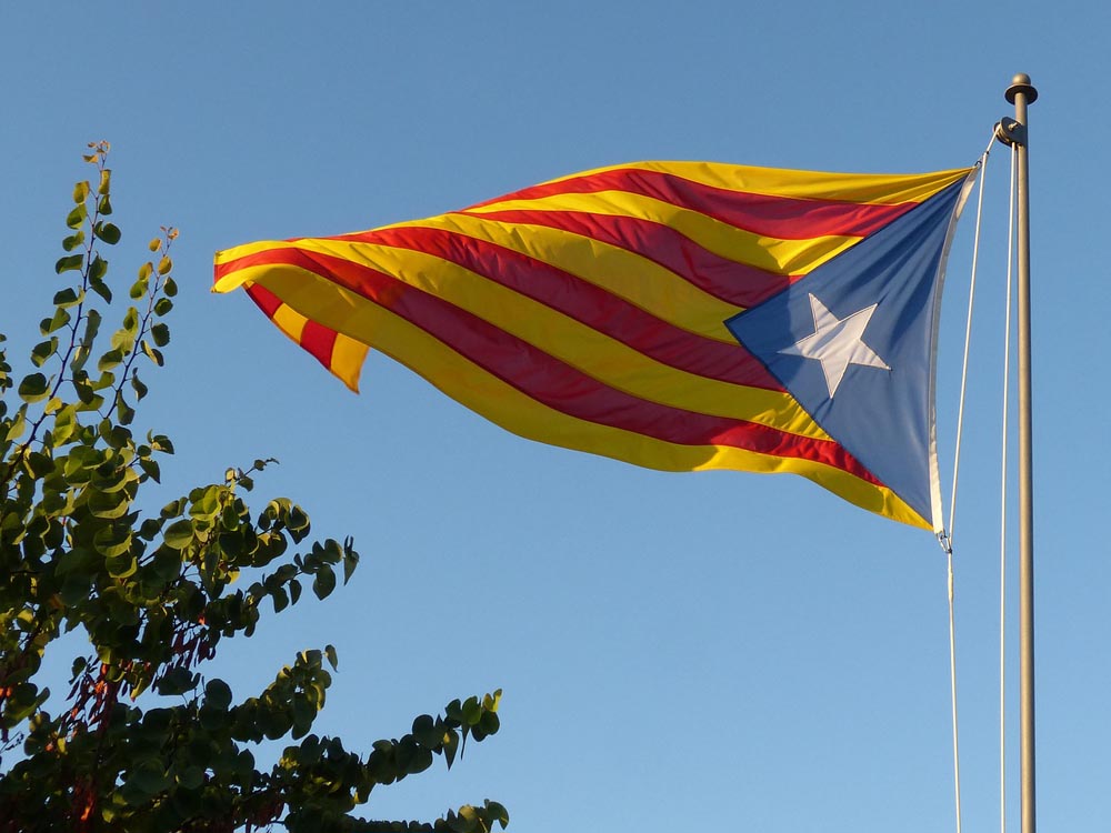 В Испании угроза войны, в ЕС угроза распада
