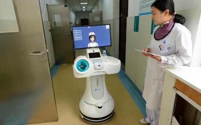 Искусственный интеллект: Каких специалистов в Китае уже заменили роботы 