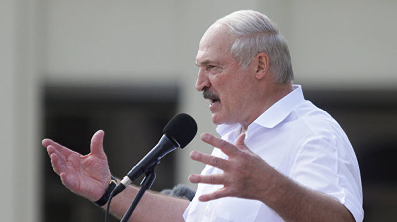 Лукашенко продолжает идти путём Януковича 