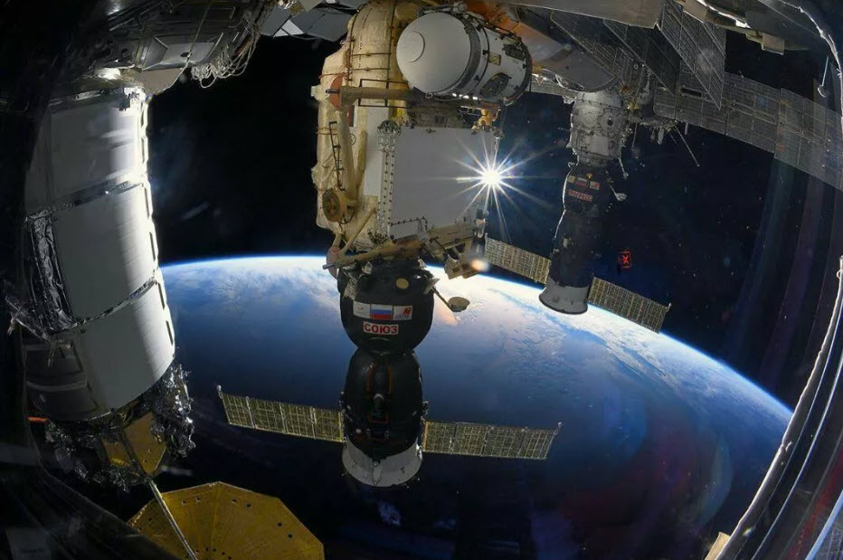 Новая орбитальная станция России должна стать больше "Мира" 