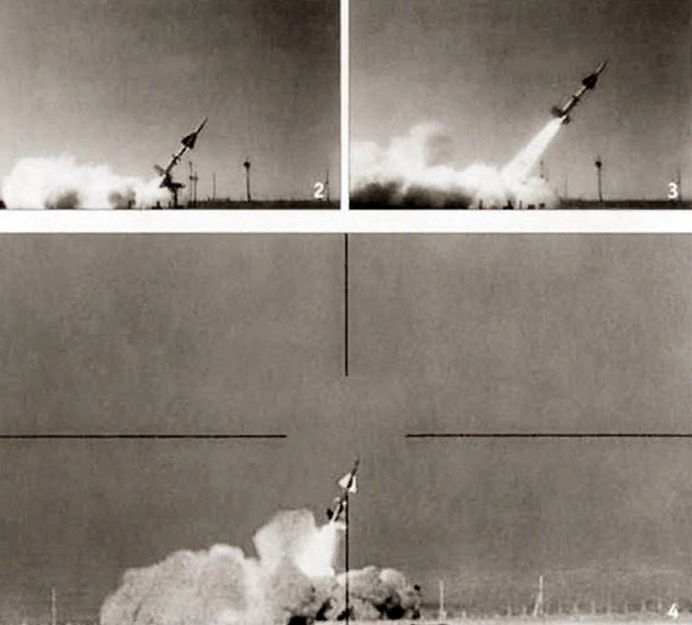 Как в СССР сбили первую баллистическую ракету