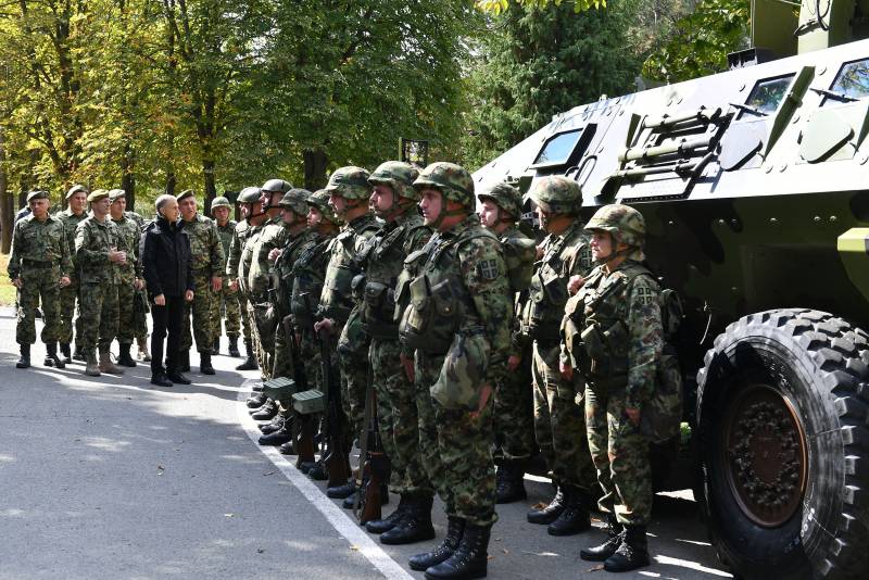 Сербия предупредила НАТО о готовности войти в Косово