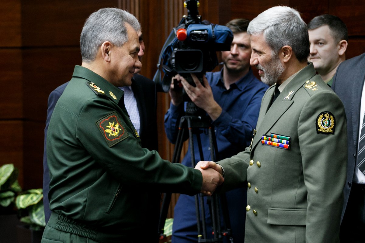 Россия приступает к военному сотрудничеству с Ираном