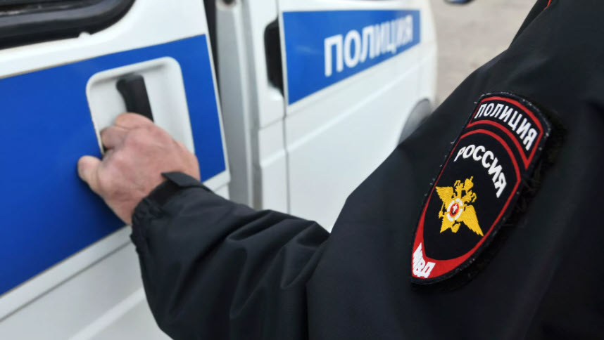 В Крыму задержали мужчину, избившего ветерана ФСБ за букву Z на машине