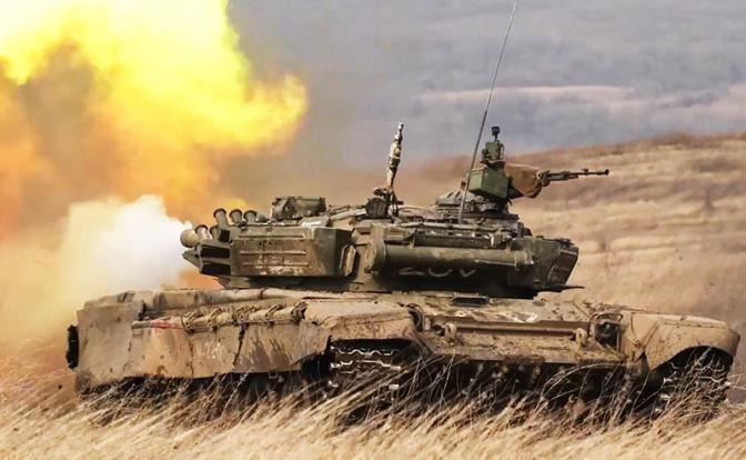 Битва за Авдеевку: Лучшая в мире пехота и «железобетонные» Т-72 взяли половину Коксохима